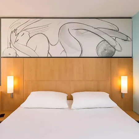 Ibis 3*