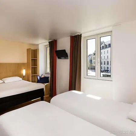 Otel Ibis 3*